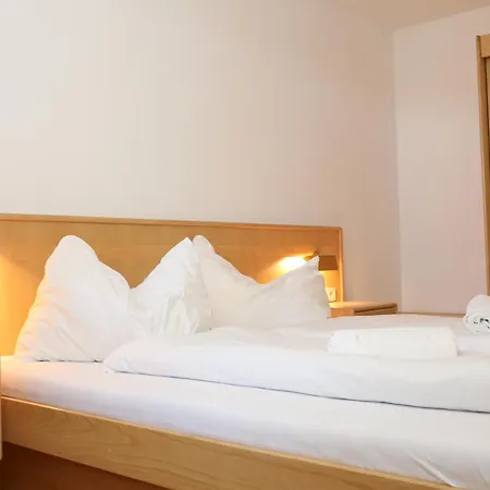 Hostel Self-check In Seeglueck Portschach am Woerthersee