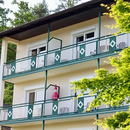 Self-check In Seeglueck *