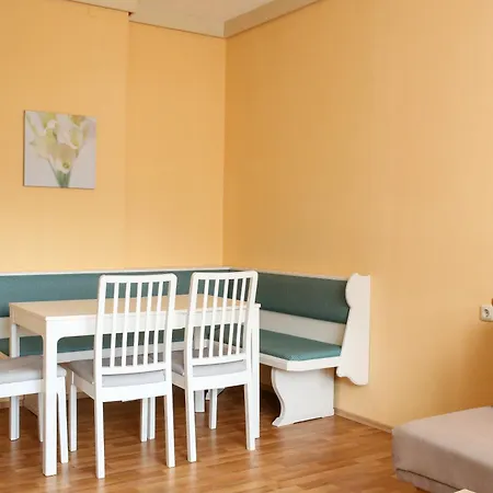 Self-check In Seeglueck Portschach am Woerthersee