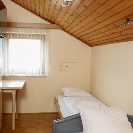 Self-check In Seeglueck Hostel Portschach am Woerthersee