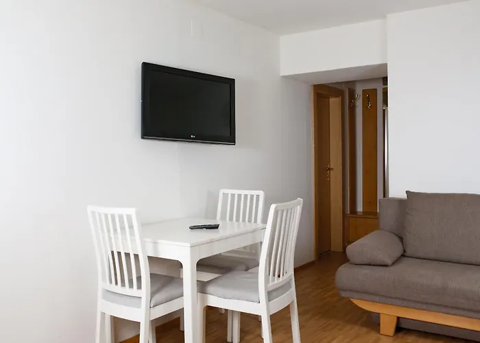 Hostel Self-check In Seeglueck Portschach am Woerthersee